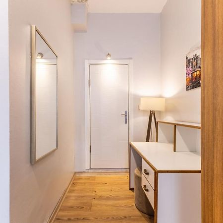 اسطنبول Lovely Flat Near Shore And Trendy Spots In Kadikoy المظهر الخارجي الصورة
